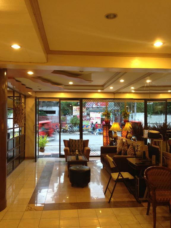 Sun Avenue Tourist Inn & Cafe Tagbilaran City Exterior photo