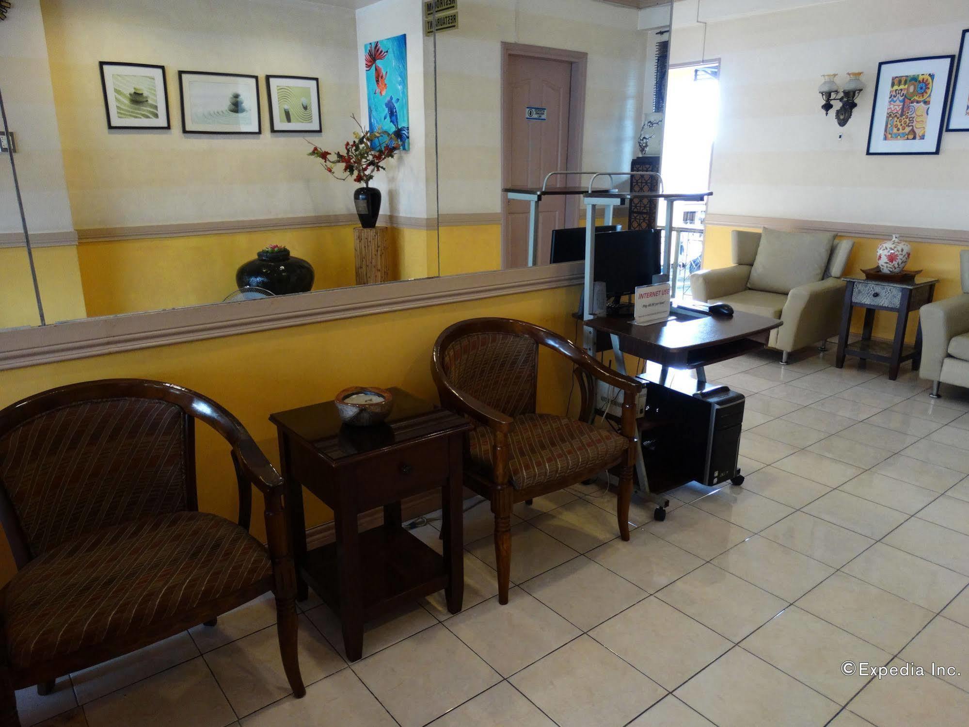 Sun Avenue Tourist Inn & Cafe Tagbilaran City Exterior photo