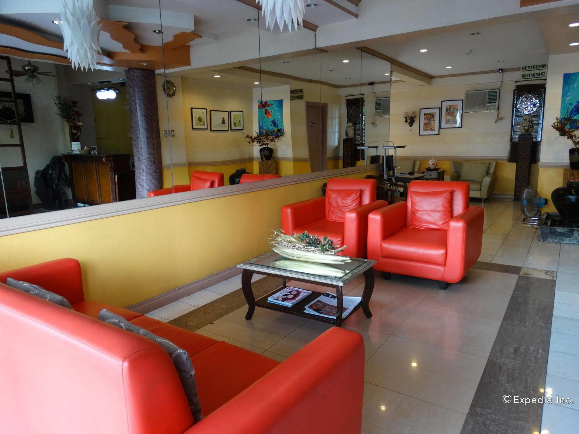 Sun Avenue Tourist Inn & Cafe Tagbilaran City Exterior photo